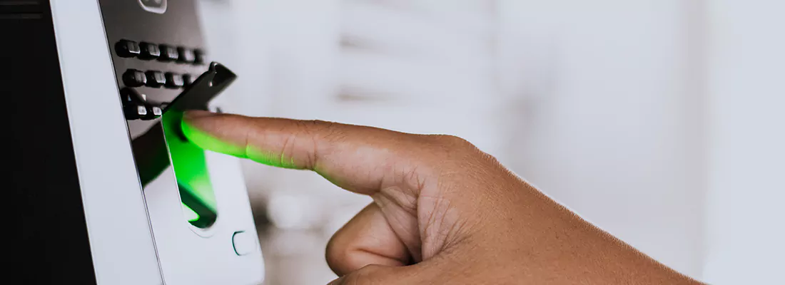 Smart Gate Locks with Remote Access Features in Miami Lakes, FL